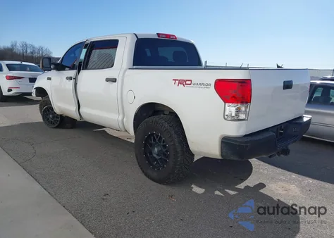 2011 Toyota Tundra Grade 5.7L V8 из США, поврежденный, VIN 5TFDW5F18BX183932